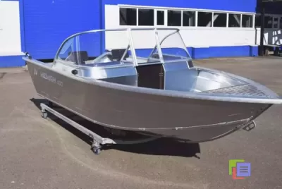Купить лодку (катер) Неман-400 DCM