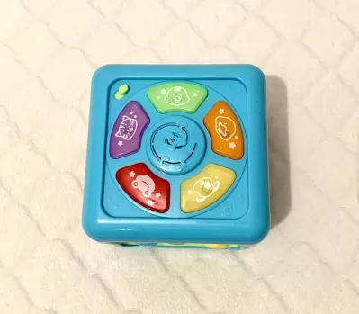 Многофункциональный кубик BabyGo - для детей