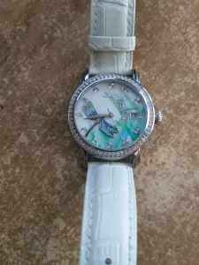 Красивые наручные часы