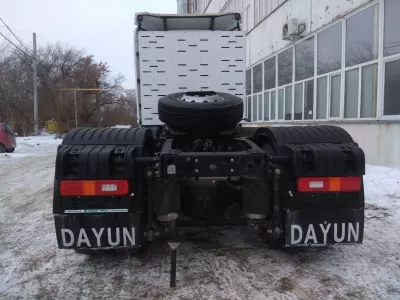 Газовый тягач Dayun CGC4250, CNG, 6х4, Euro V фото №3