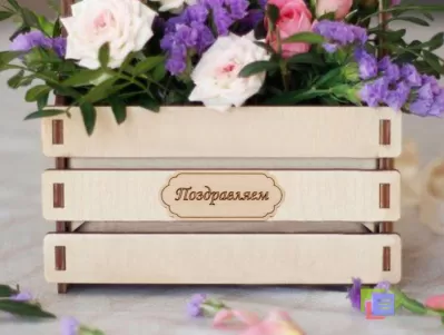 Интерьерный ящик-кашпо для цветов и декоративных композиций
